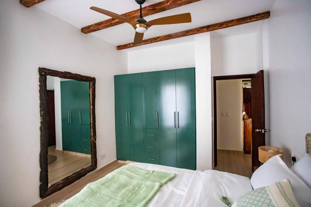 Rustic Haven Lakeside Condo In Entebbe Exterior foto